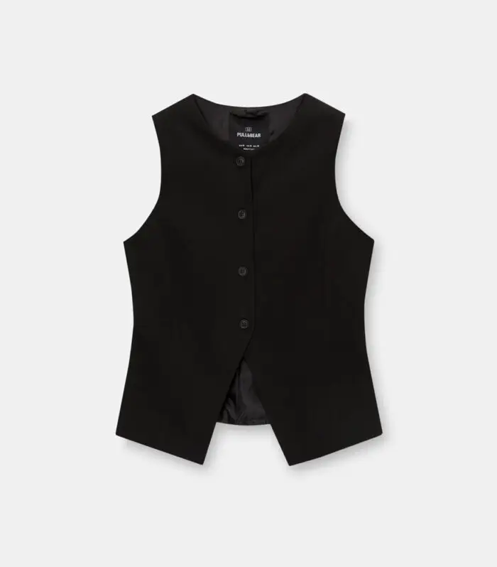Buttoned vest